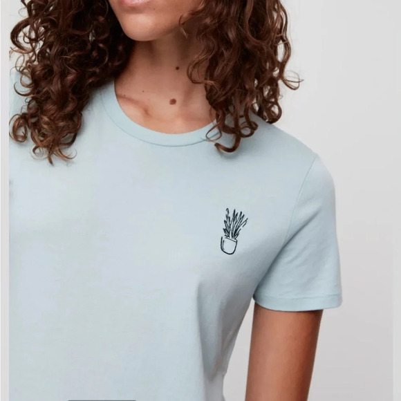 Aritzia Babaton Lagarde T-Shirt in Sea Spray Embroidered Snake Plant Siz… - Picture 2 of 6